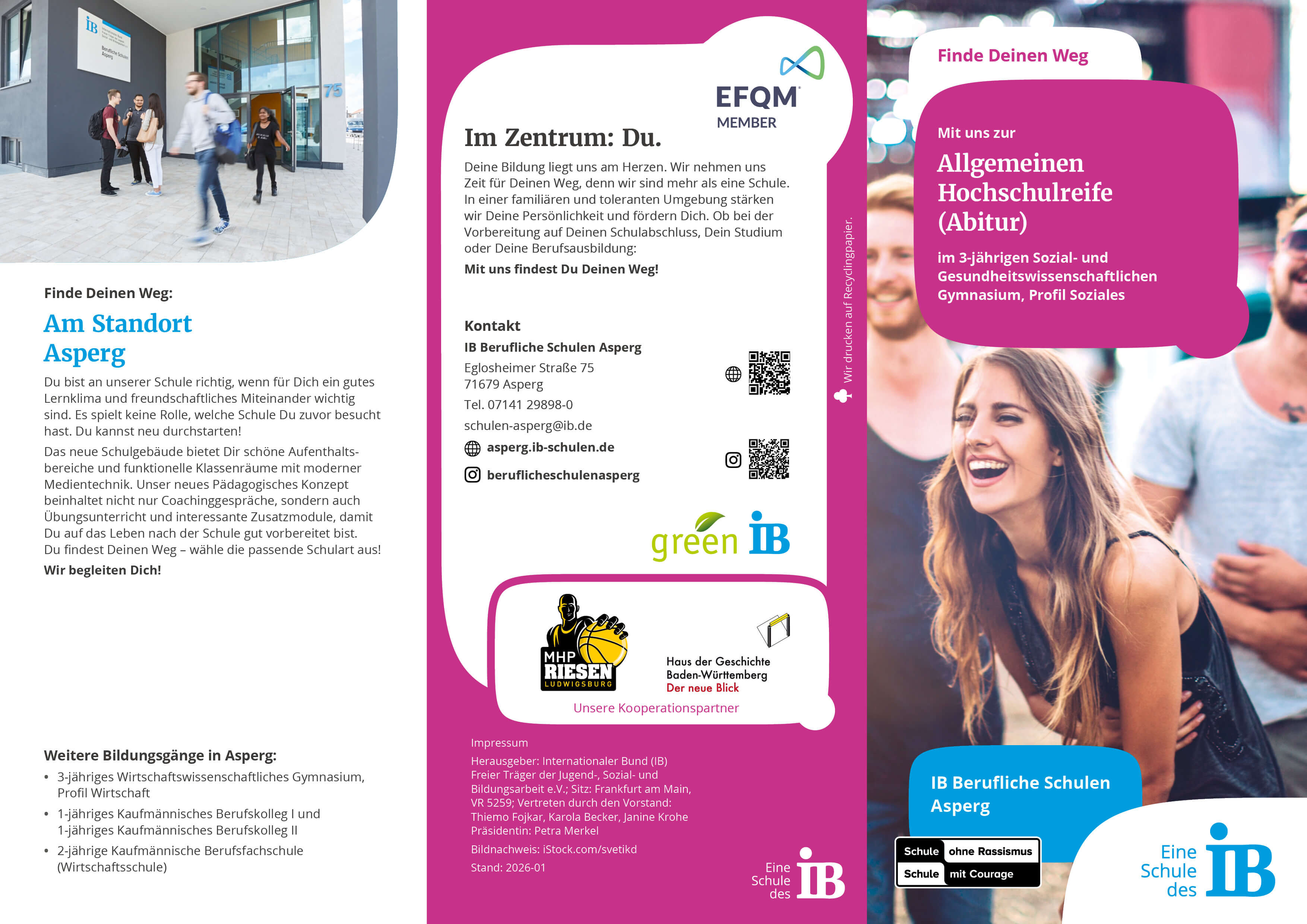 Ein Flyer der IB Berufliche Schulen Asperg zeigt lächelnde junge Menschen und informiert über Bildungsangebote am Standort Asperg.